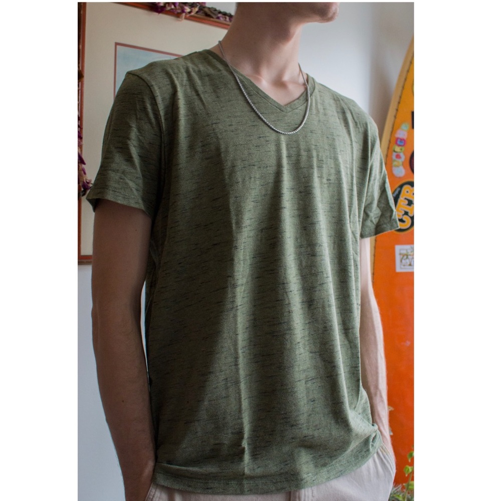 American Eagle V-Neck Tee